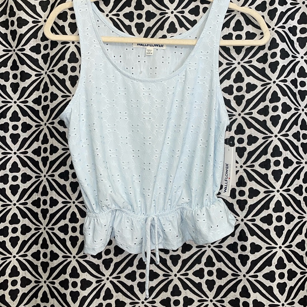 Wallflower top